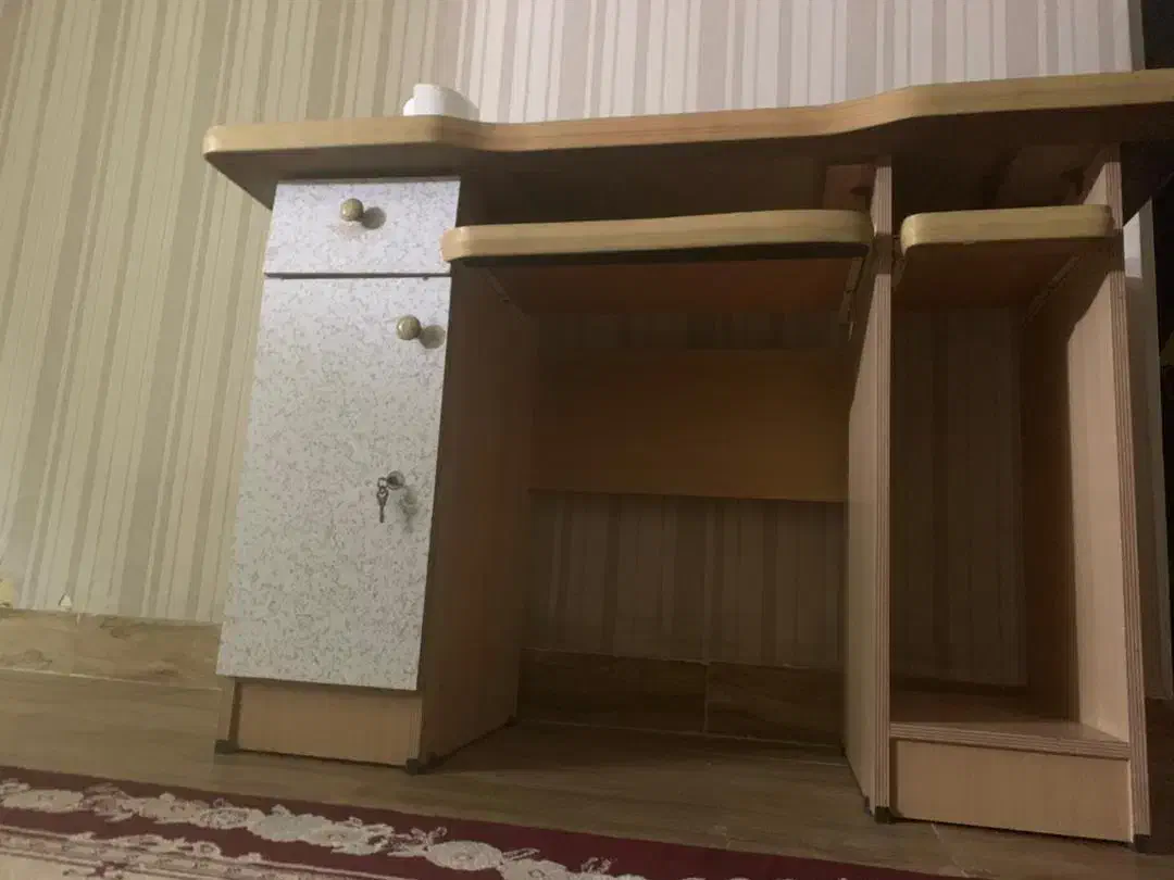 میز کامپیوتر|میز تحریر و کامپیوتر|گرگان, |دیوار