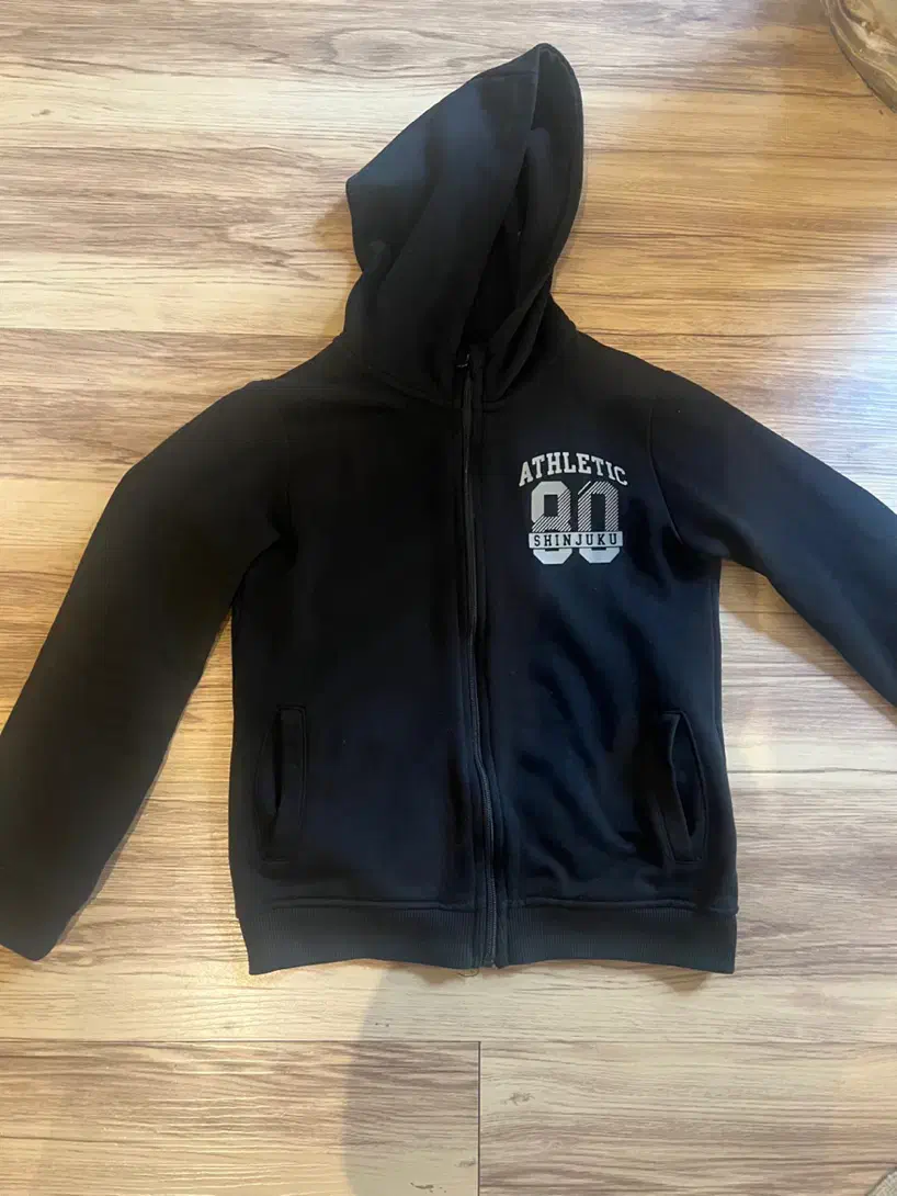 سوئیت شرت پسرانه مناسب۹تا۱۰سال مارک max|کفش و لباس بچه|تهران, محمودیه|دیوار