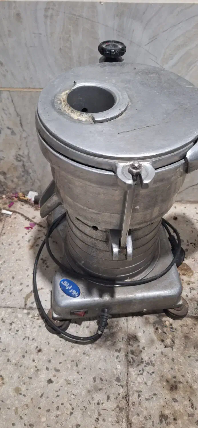 آب میوه گیر نوراراک|آبمیوهگیر و آبمرکباتگیر|قم, نیروگاه|دیوار