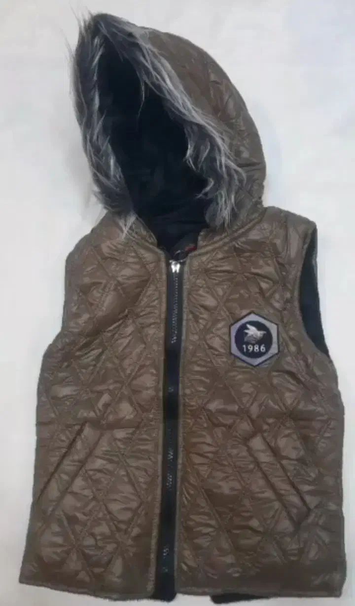 هودی، پافر،|کفش و لباس بچه|اردبیل, |دیوار