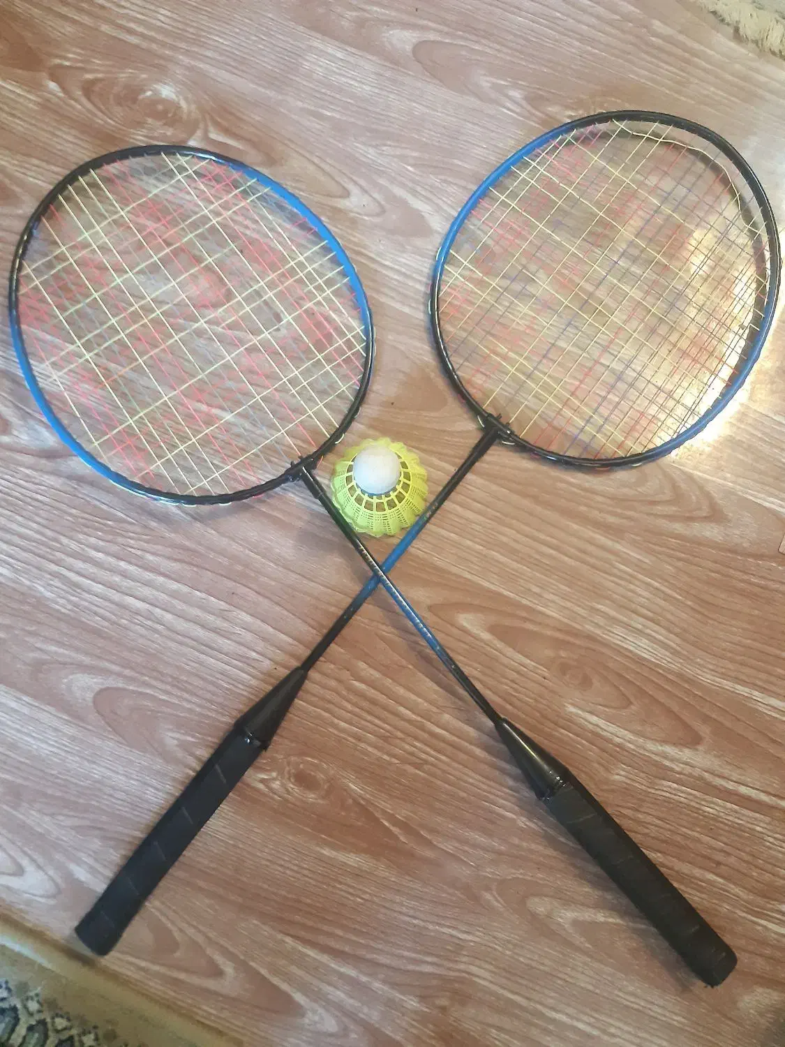 راکت بدمینتون|تجهیزات ورزشی|اصفهان, باغ زرشک|دیوار