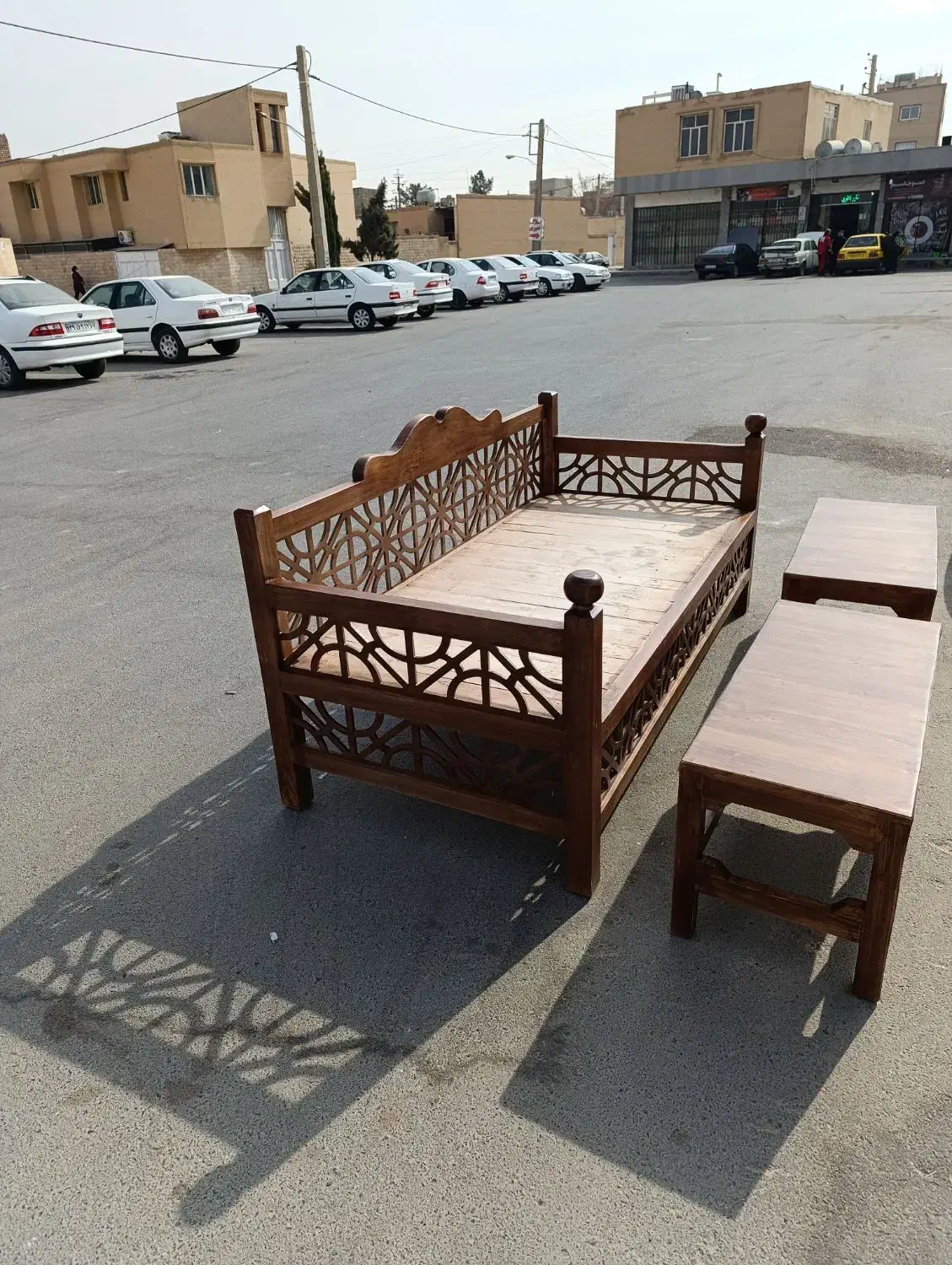 تخت سنتی|مبلمان خانگی و میز عسلی|شاهین‌شهر, شهرک گلدیس|دیوار