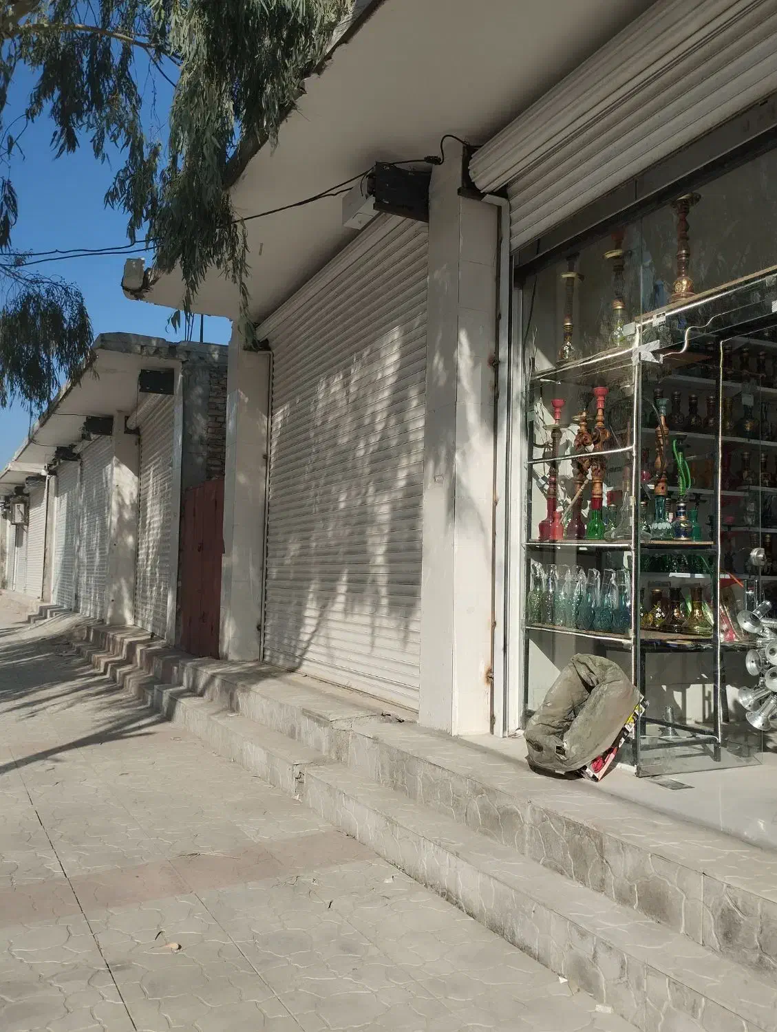 واگزاری مغازه در بهترین موقعیت سراوان|اجارهٔ مغازه و غرفه|سراوان, |دیوار