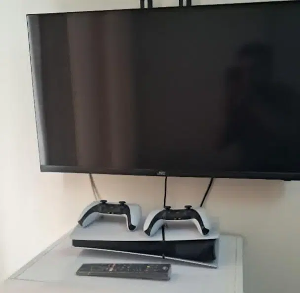 ps5 وتلویزیون JVC۳۲اینچ نو نو|کنسول، بازی ویدئویی و آنلاین|تهران, امامت|دیوار