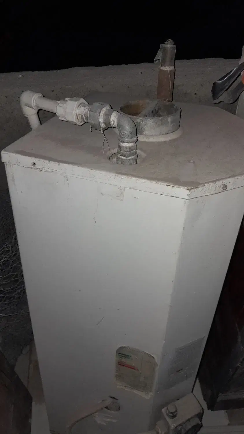 ابگرمکن دیواری 50لیتری|آبگرمکن، پکیج، شوفاژ|مشهد, حضرت حجت|دیوار