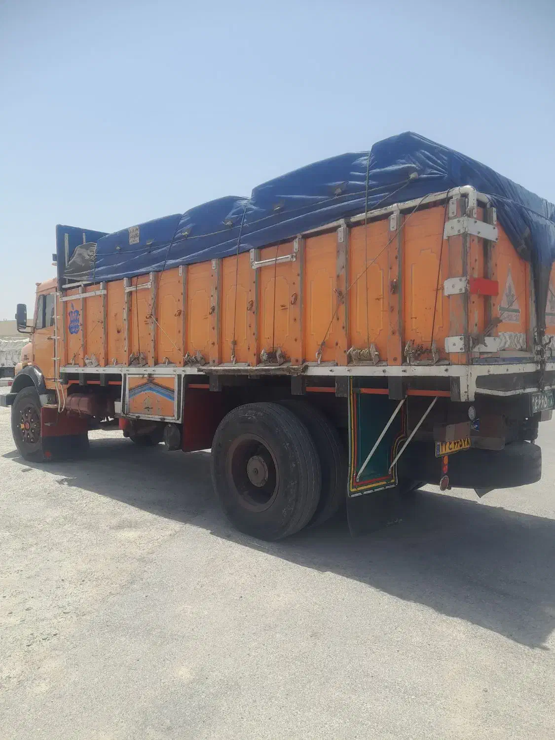 اتاق تک باری اتاق چوبی هستش|خودرو سنگین|نهاوند, |دیوار