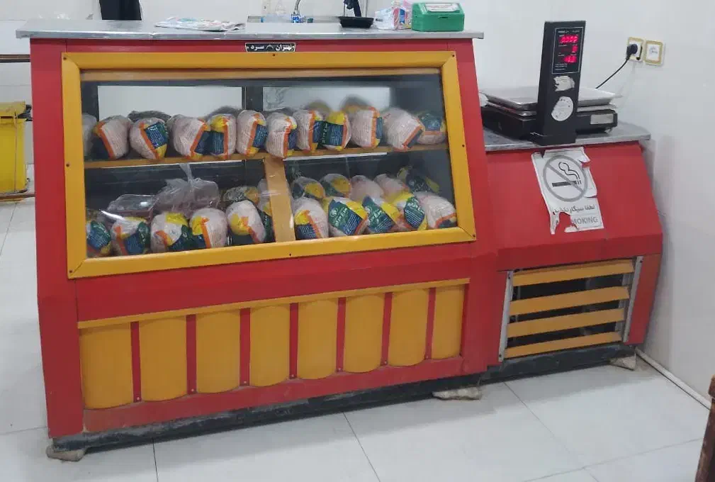 یخچال چهاردرب خوابیده و فریزر سفید ۱۳۰ کیلویی|یخچال و فریزر|میناب, |دیوار