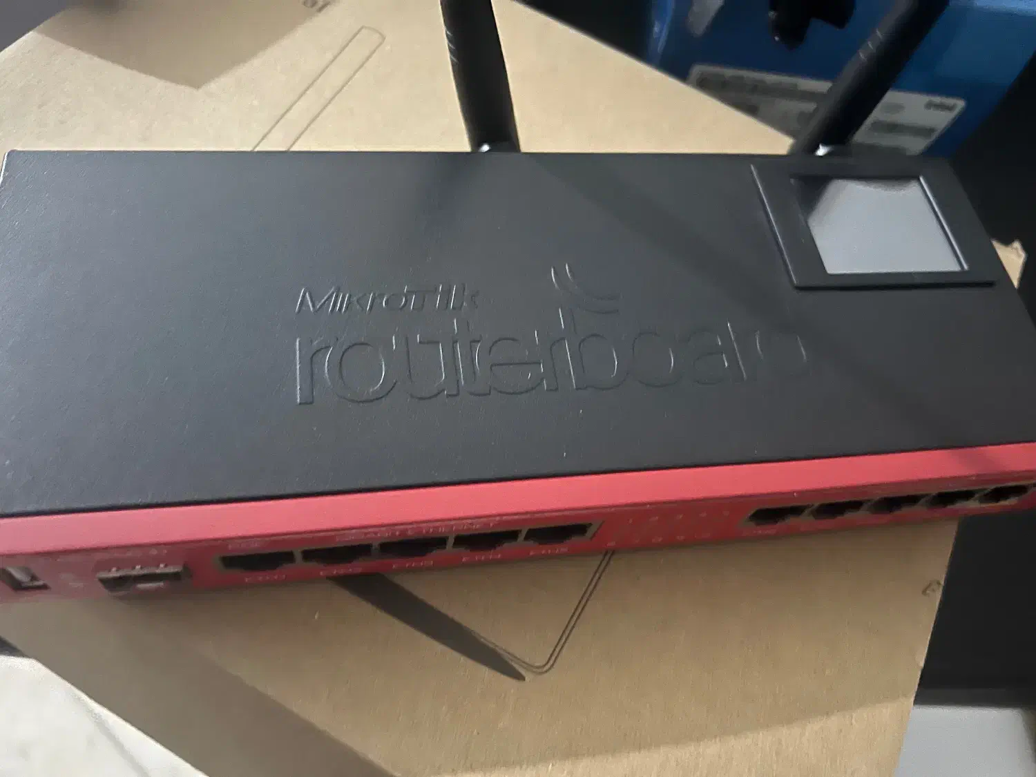 روتر بیسیم میکروتیک مدل RB2011UiAS-2HnD-IN|مودم و تجهیزات شبکه|کرج, عظیمیه|دیوار