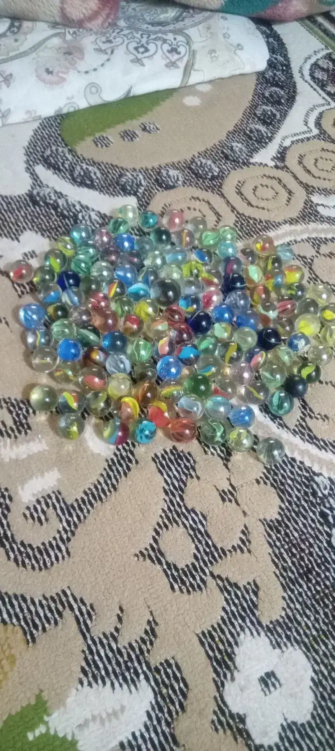 تیله|اسباب‌‌بازی|رشت, حومه رشت|دیوار