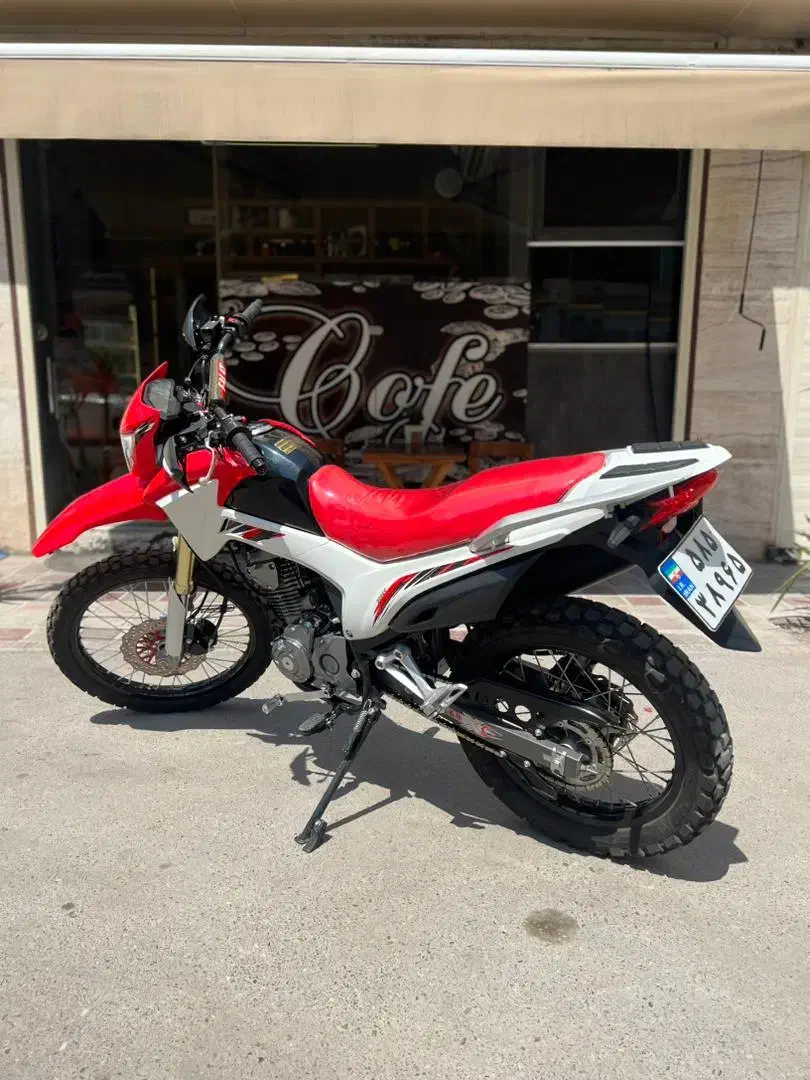 موتور فلت ۲۰۰ آخر ۱۴۰۲ انجیل۱۴۰۳ کاملا سالم|موتورسیکلت|رشت, سیا اسطلخ|دیوار