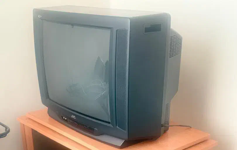 تلوزیون تمیز jvc|تلویزیون و پروژکتور|اهواز, کیانشهر|دیوار