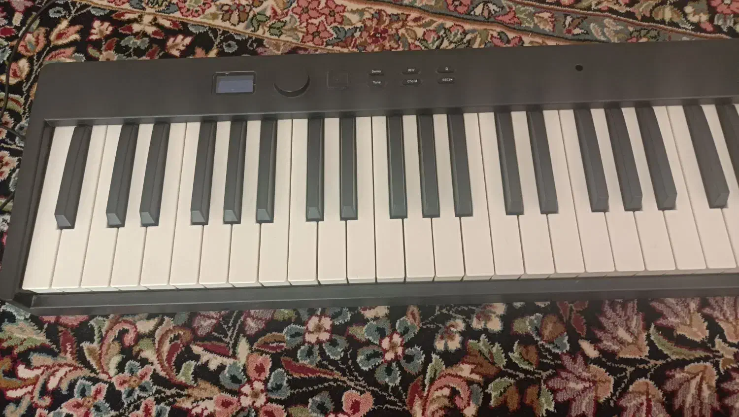 پیانو تاشو سوزوکی|پیانو، کیبورد، آکاردئون|ایلام, |دیوار