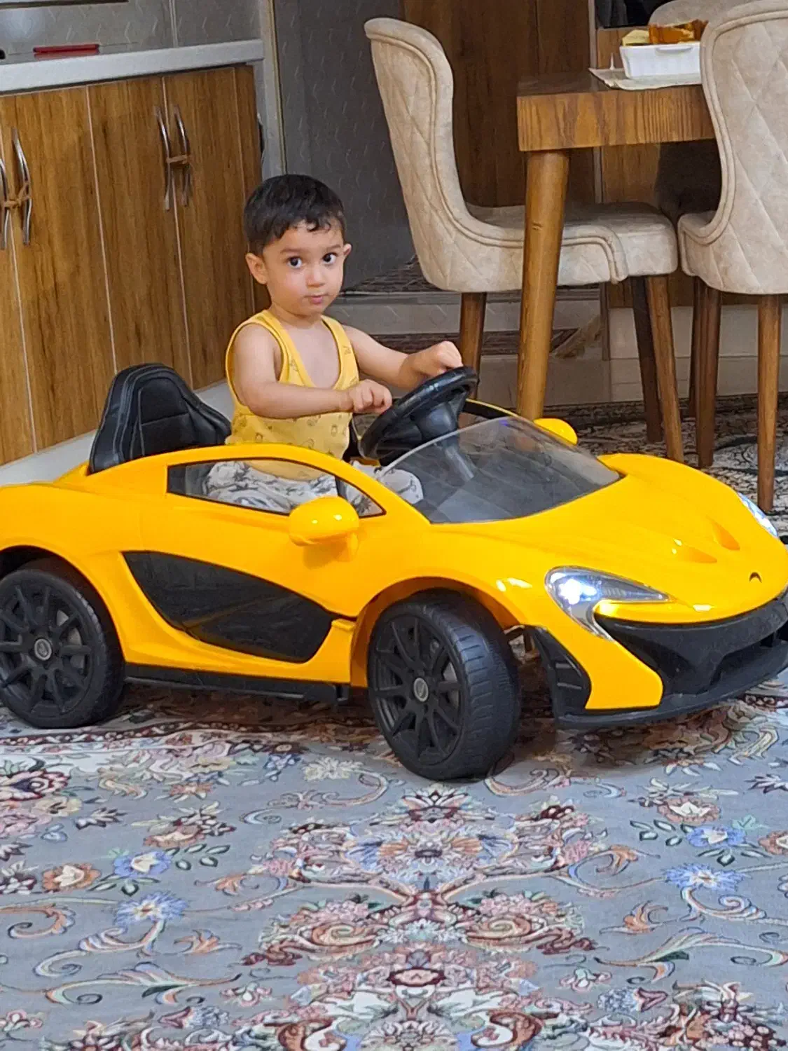 فروش ماشین شارژی|اسباببازی بچه|قائمشهر, |دیوار