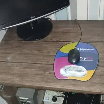 میز کامپیوتر|میز تحریر و کامپیوتر|اسلام‌شهر, مظفریه|دیوار