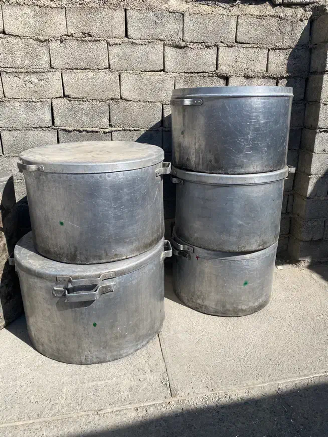 دیگ روحی قفل دار سالم|ظروف پخت‌وپز|اراک, |دیوار