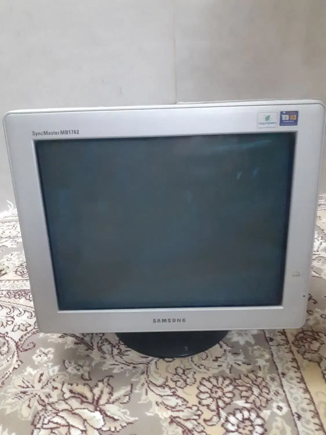 مانیتور|قطعات و لوازم جانبی رایانه|اراک, |دیوار