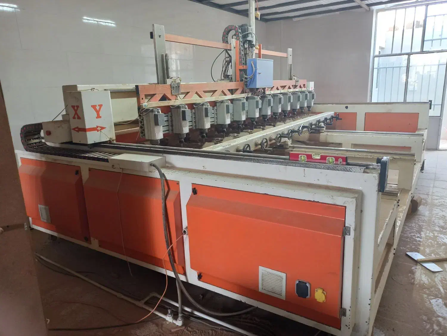 دستگاه سی ان سیcnc کاملا سالم کم کار عالی12کله|ماشینآلات صنعتی|کاشمر, |دیوار