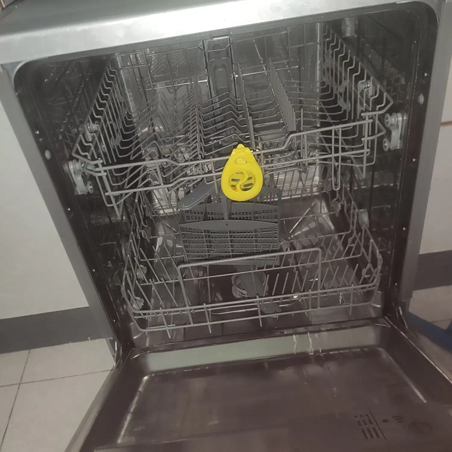 ماشین ظرفشوری دوو کره ای اصل|ماشین ظرفشویی|شیراز, غدیر شمالی|دیوار