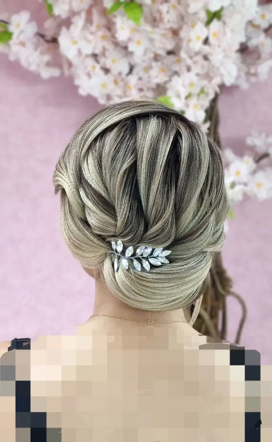 آفر ویژه شنیون با مژه موقت فقط ۴۰۰|خدمات آرایشگری و زیبایی|اسلامشهر, باغ فیض|دیوار