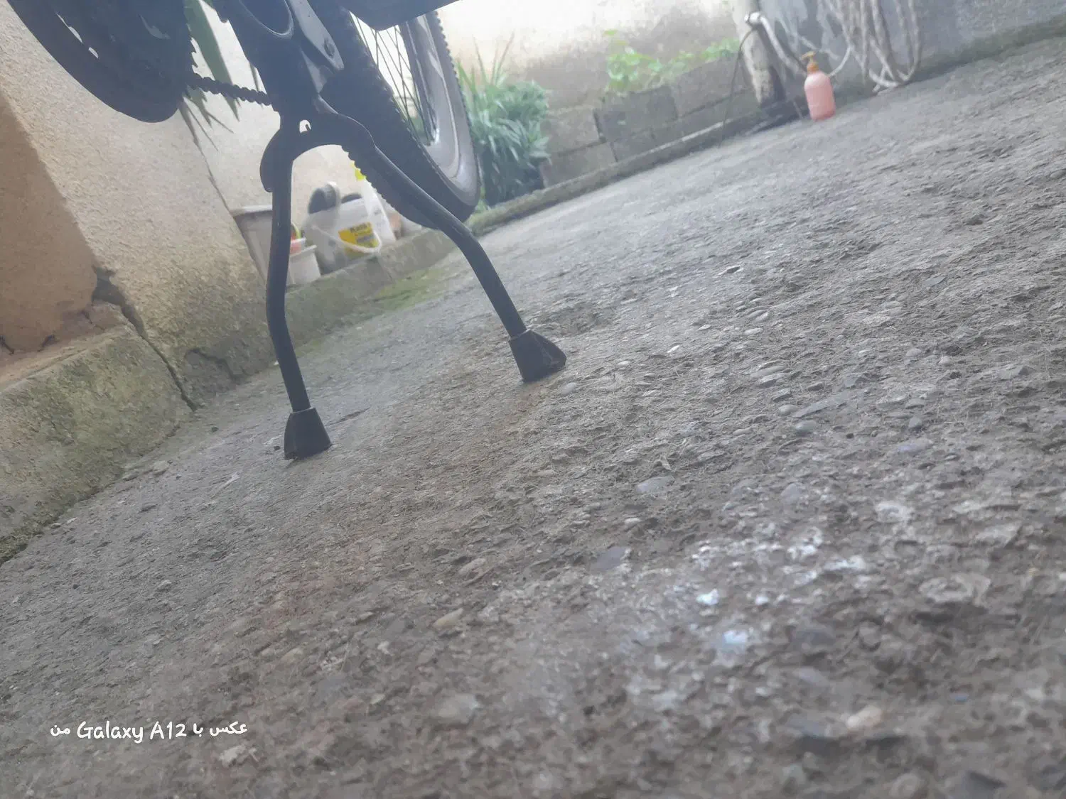 جفت جک|دوچرخه، اسکیت، اسکوتر|سنگر, |دیوار