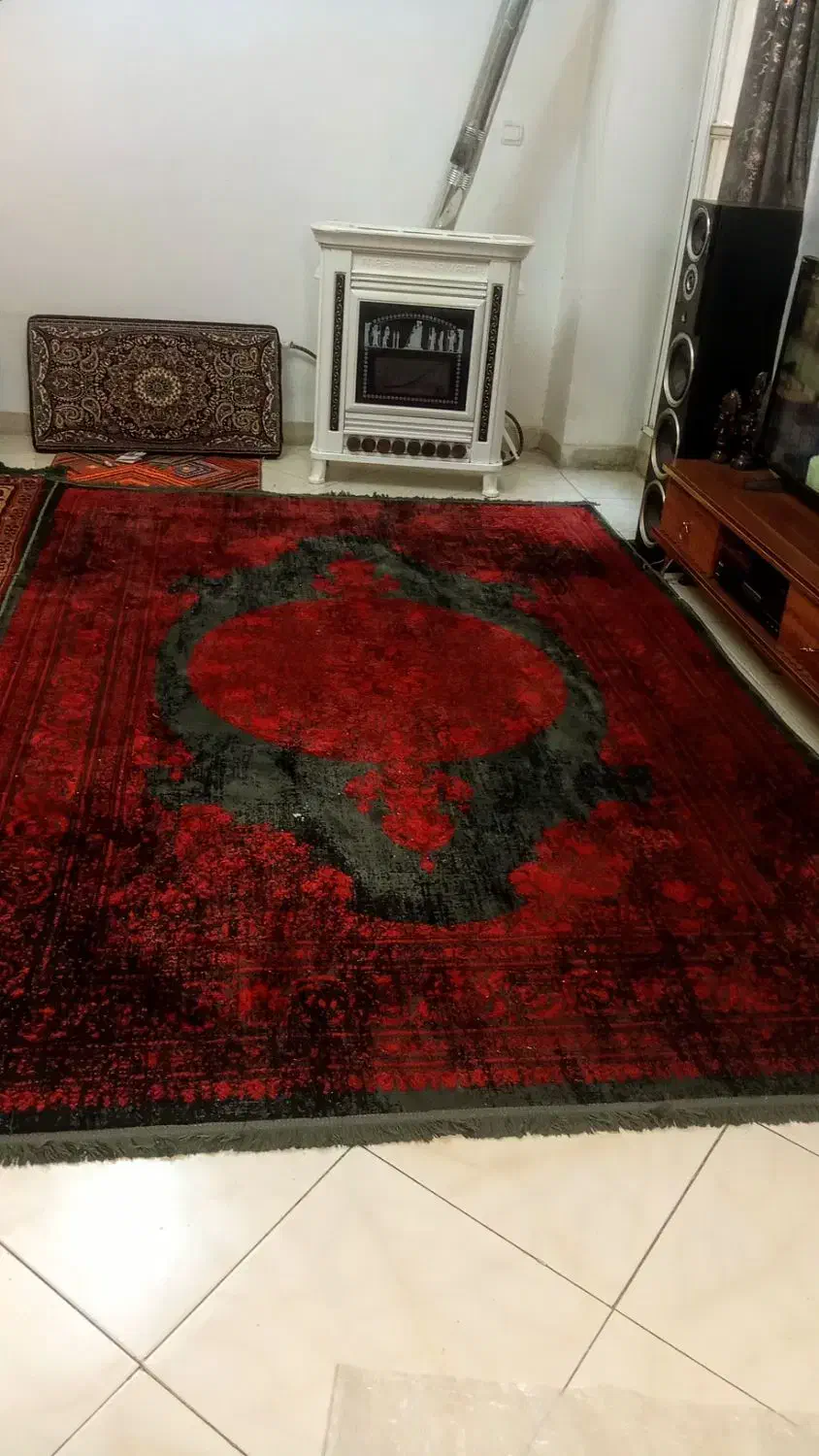 فرش|فرش|کرج, برغان|دیوار