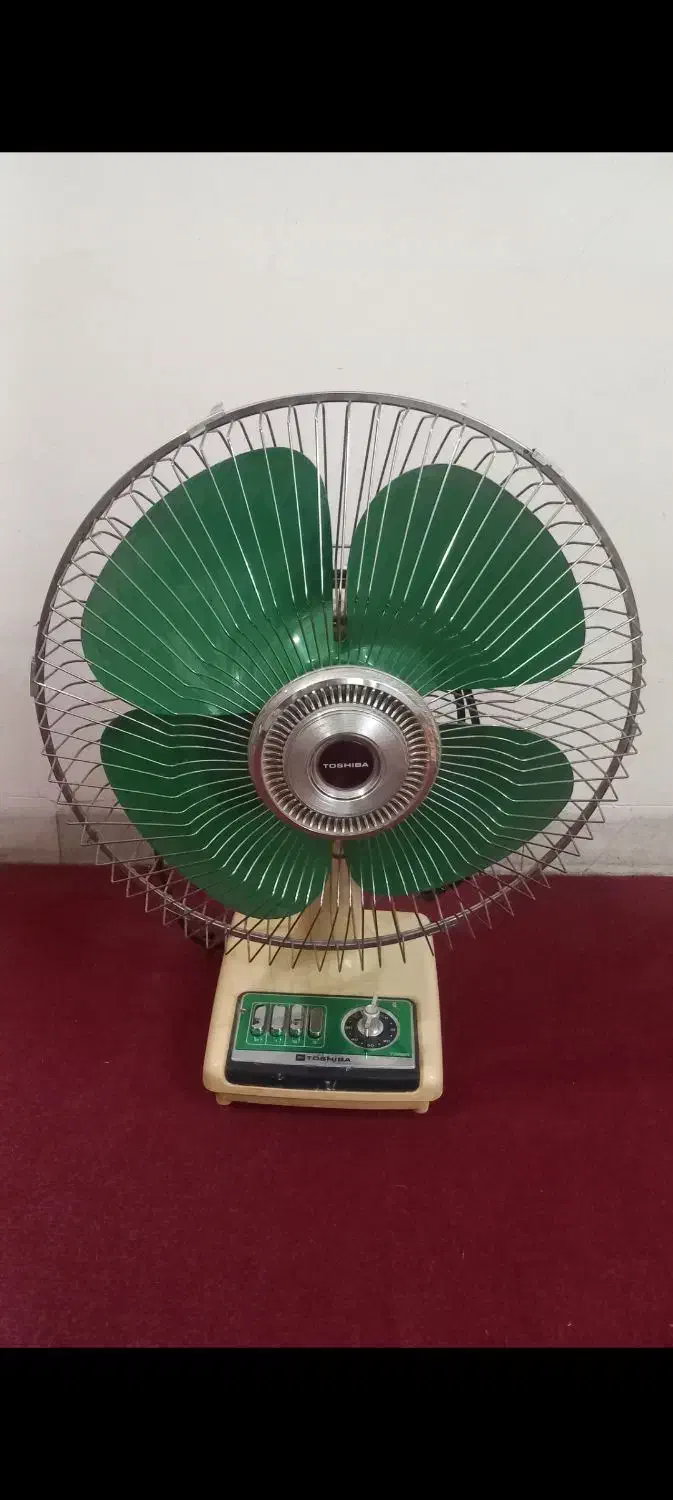 پنکه قدیمی سالم|پنکه و تصفیه‌کنندهٔ هوا|یزد, |دیوار