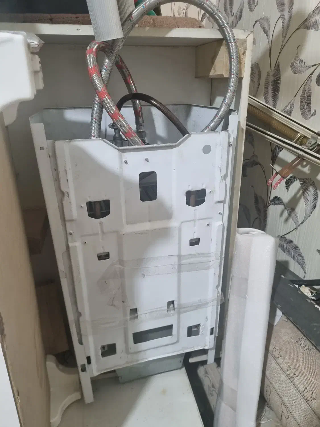 آب گرمکن و آبسردکن|آب‌سردکن و تصفیه آب|اهواز, کوروش|دیوار