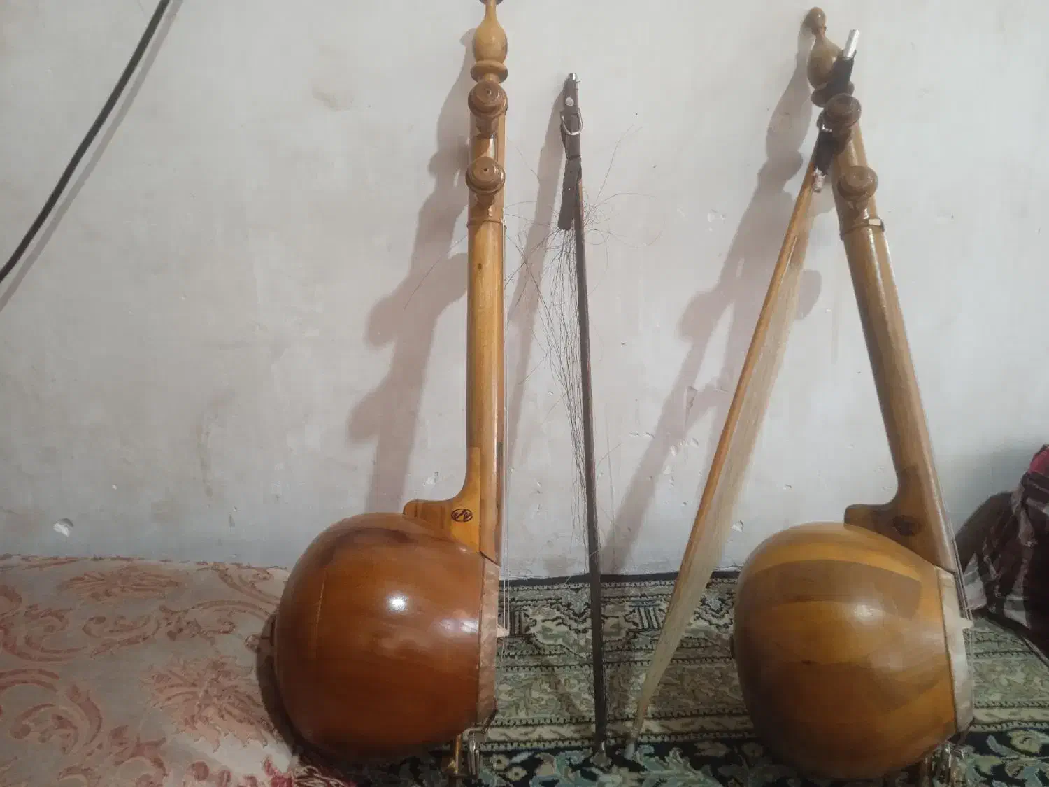 کمانچه|سازهای سنتی|کرمان, |دیوار