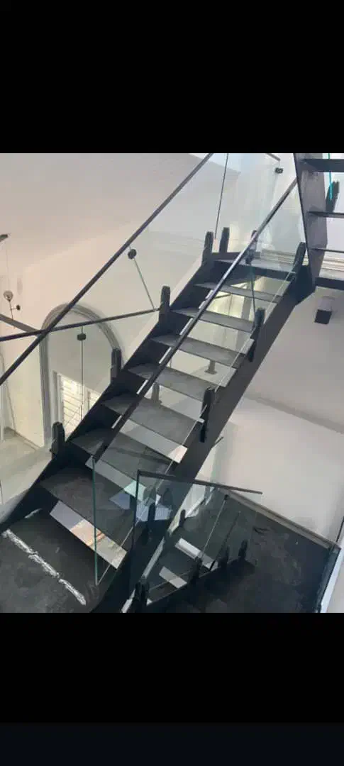 نرده شیشه ای|خدمات پیشه و مهارت|رشت, آب و برق|دیوار