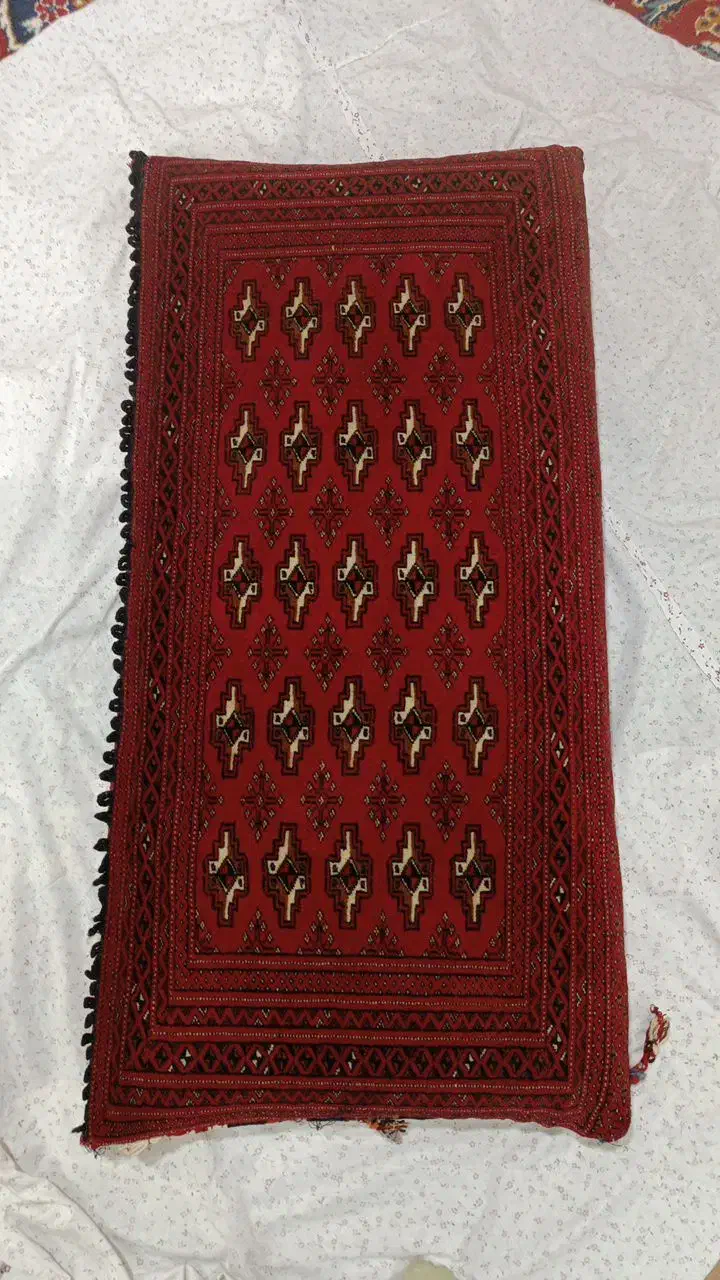 پشتی دستباف|پشتی|شیروان (خراسان), |دیوار