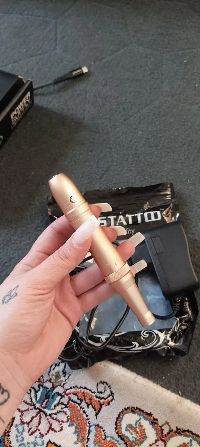 دستگاه تتو صورت ورساچ ۱۴ ولت|آرایشگاه و سالنهای زیبایی|پاکدشت, پاکدشت (مامازند)|دیوار