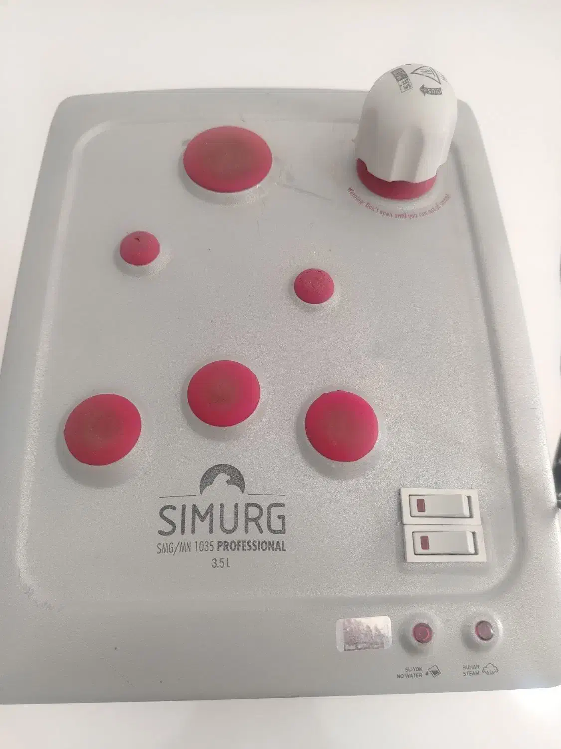 اتو بخار سیلتر مدل سیمرغ اصل ترک 3/5 لیتری درحد نو|اتو و لوازم اتو|شیراز, دست خضر|دیوار