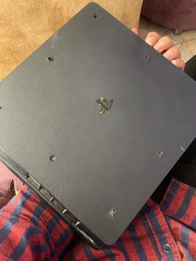 PS4 اسلیم یه ترا|کنسول، بازی ویدئویی و آنلاین|بم, |دیوار