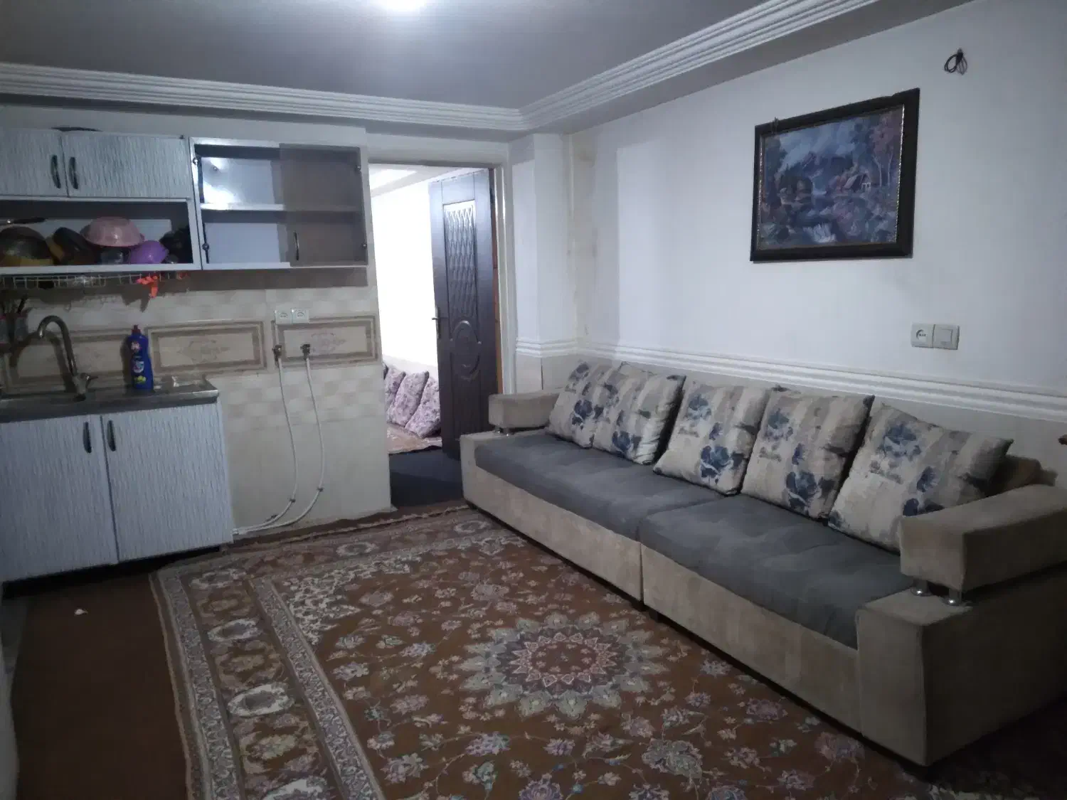 سوییت مبله اجاره ای|اجارهٔ کوتاه‌مدت آپارتمان و سوئیت|شیراز, کوشک میدان|دیوار