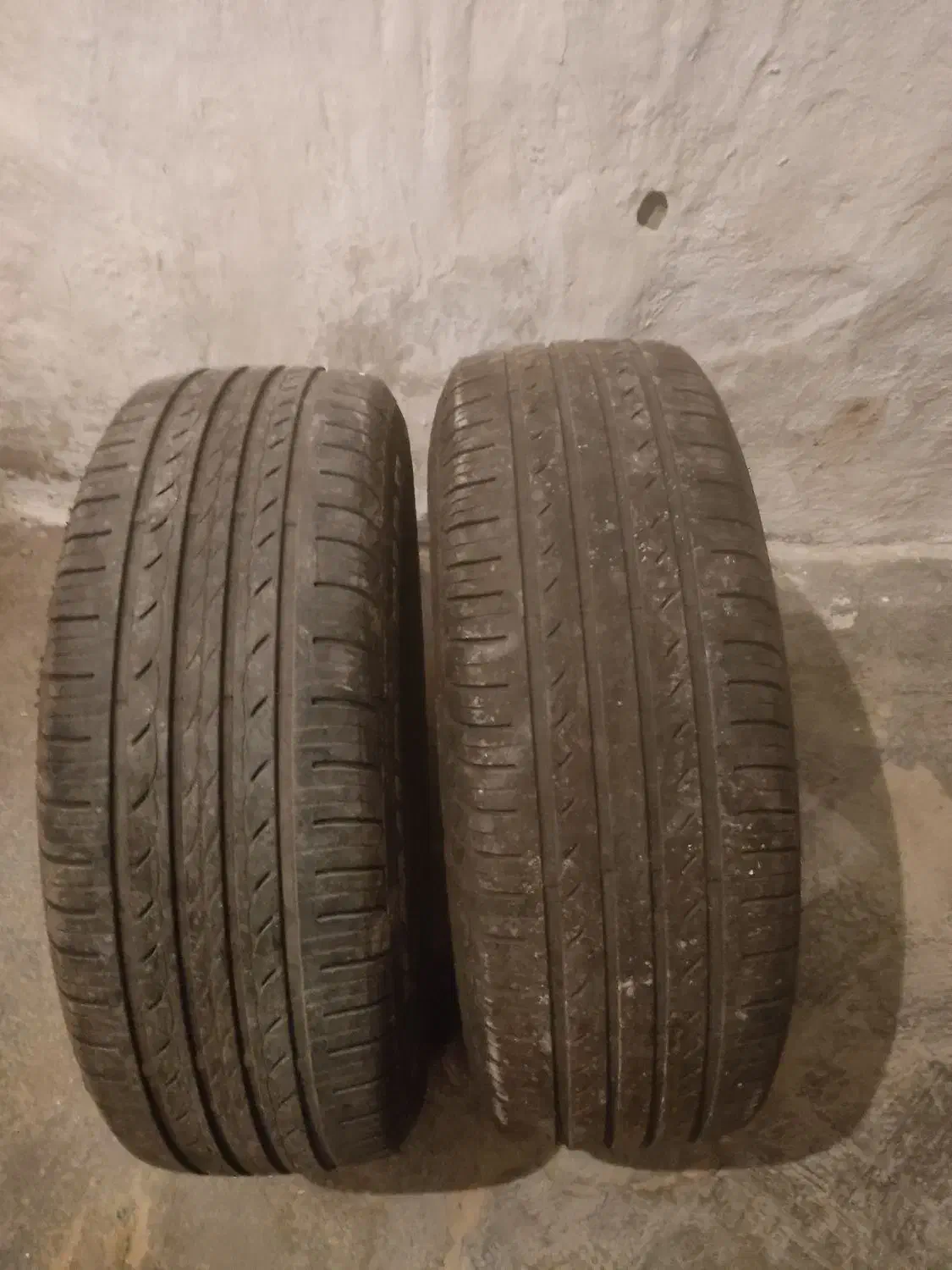 لاستیک سانتافه ۲ R /|قطعات یدکی و لوازم جانبی|همدان, |دیوار