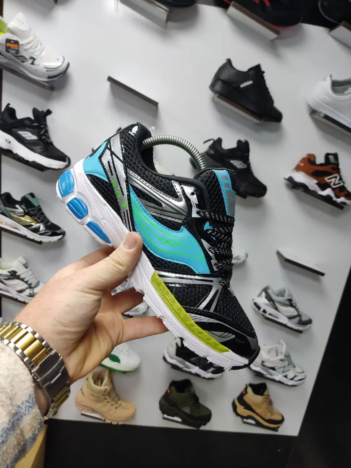 کفش ساکونی سایز41تا44کامل موجوده|کیف، کفش، کمربند|فسا, |دیوار