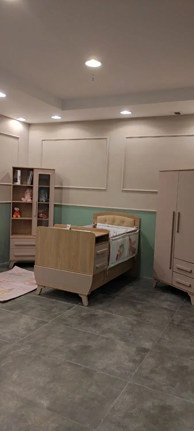 میزتحریر تخت کمد ویترین|تخت و صندلی بچه|چهاردانگه (تهران), |دیوار