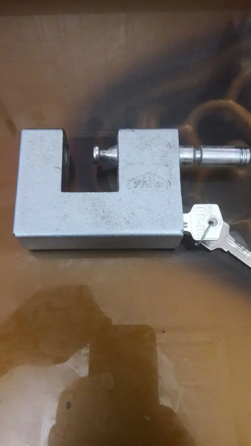 انبر قفلی و قفل|ابزارآلات|آبادان, |دیوار