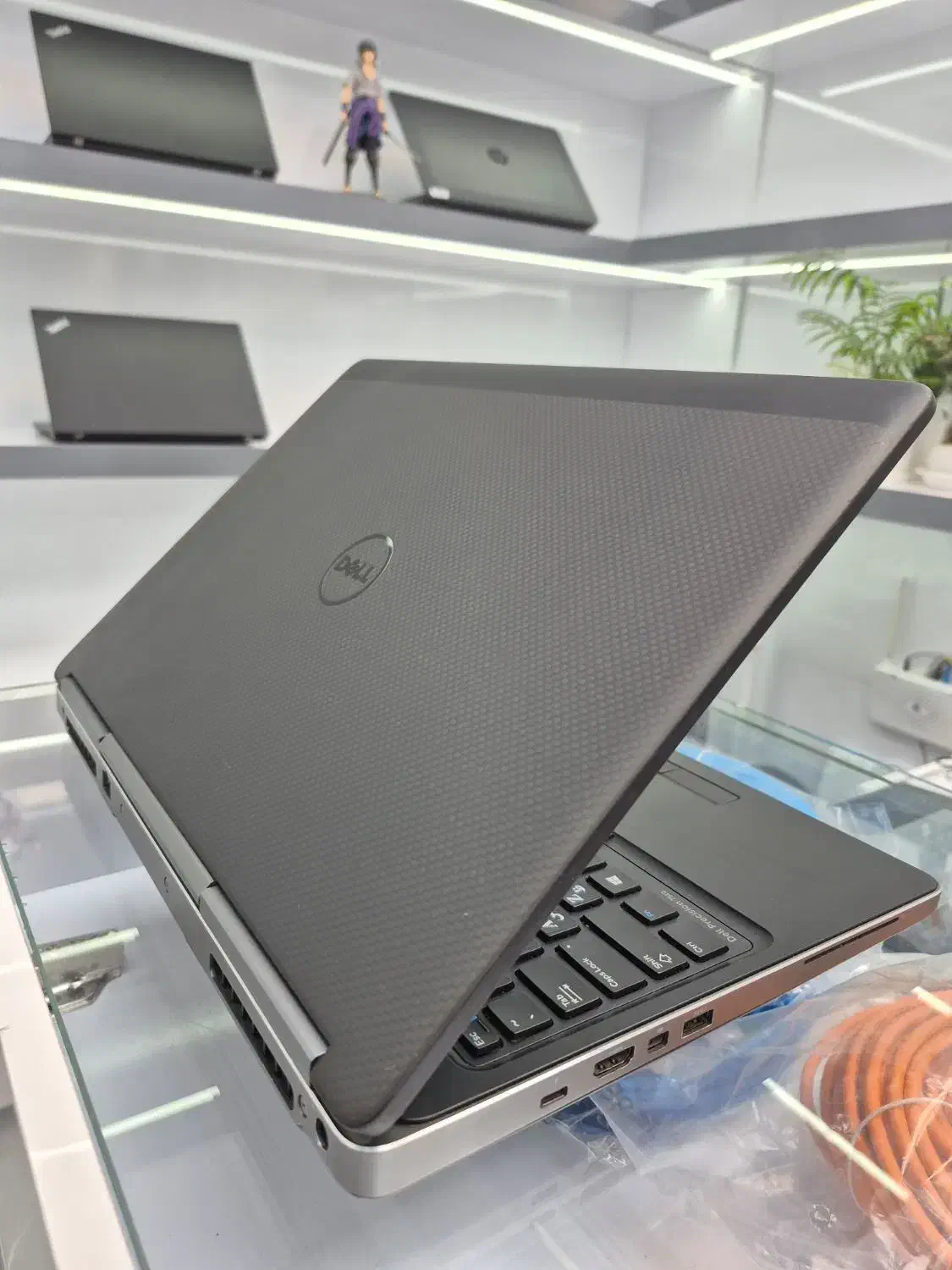 لپ تاپ دل با ۲ گرافیک قدرتمند و پردازنده Xeon|رایانه همراه|کرمانشاه, |دیوار