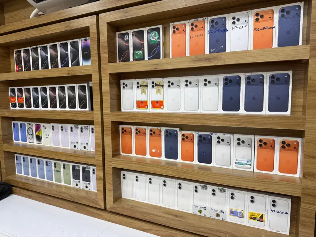 فروش فعالسازی آیفون نصب اپل ایدی اتصال دایمiphone|موبایل|اهواز, نادری|دیوار