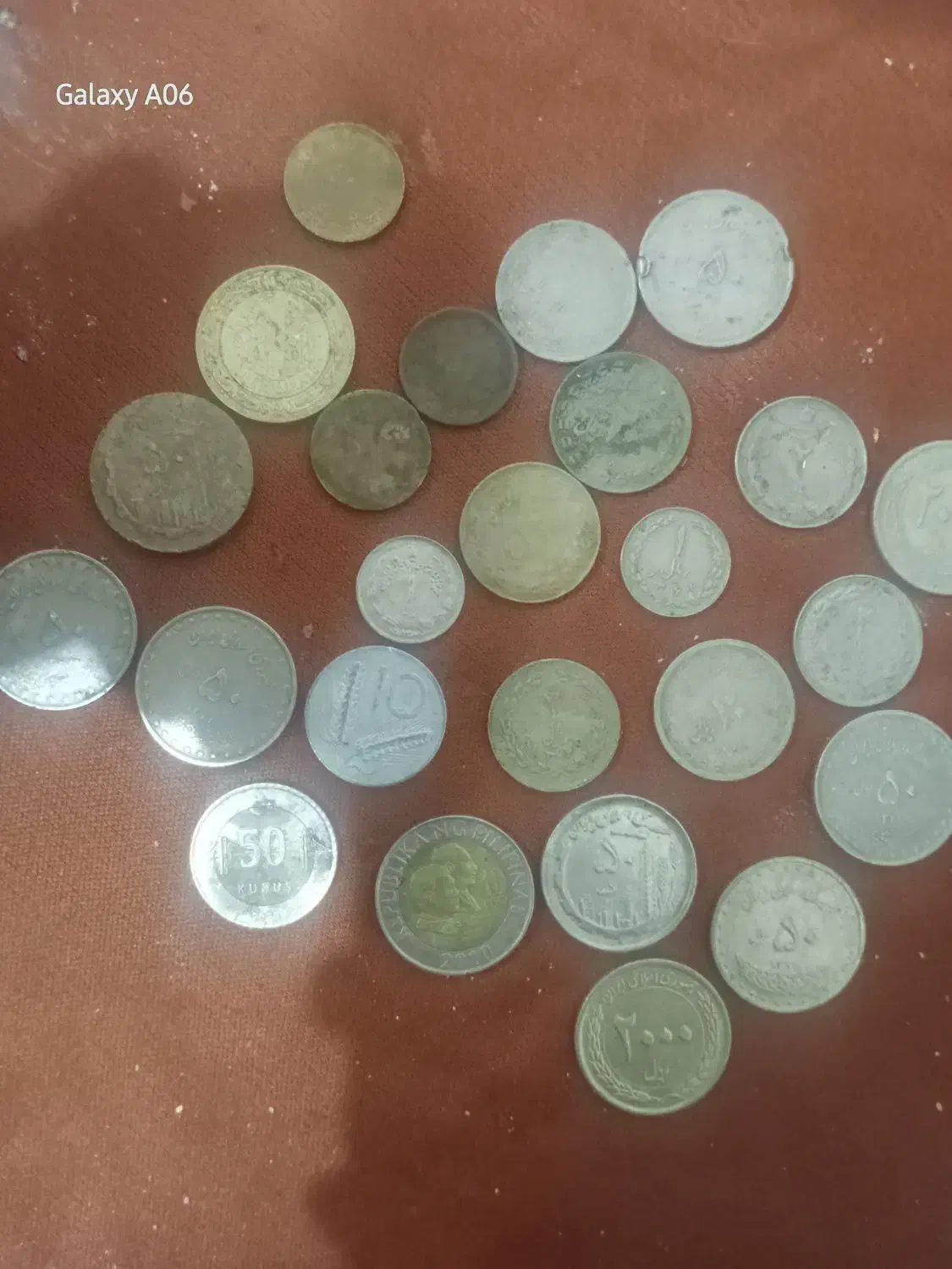 تعدادی سکه های قدیمی|کلکسیون سکه، تمبر، اسکناس|رشت, کوی حسینی|دیوار