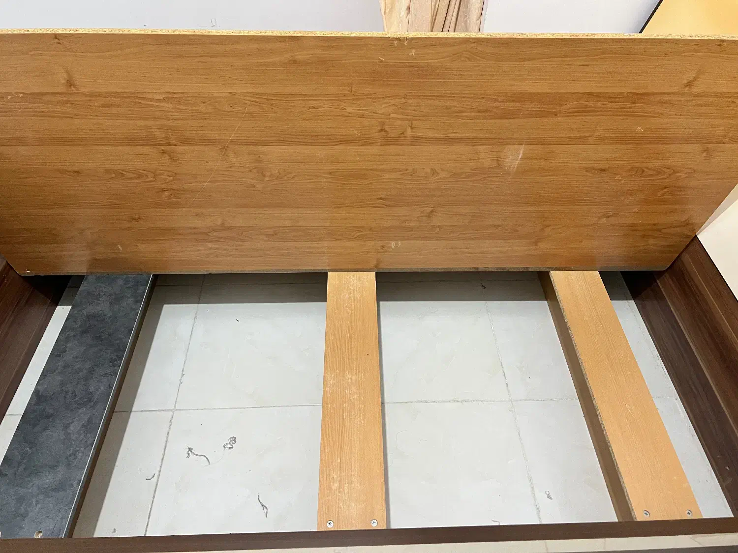 تخت خواب دو نفره (۲ نفره)|تخت و سرویس خواب|بندرعباس, |دیوار