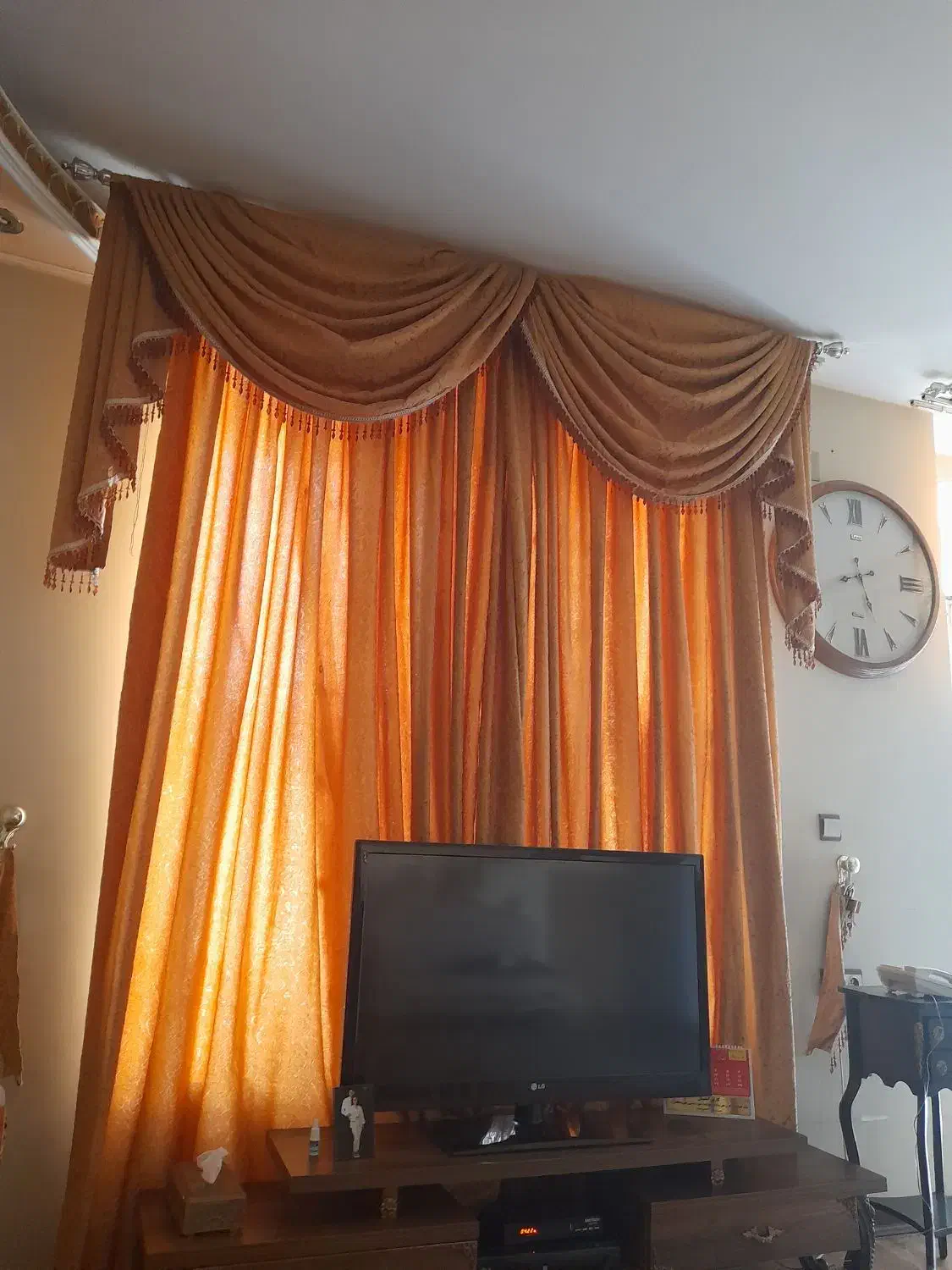 پرده سه تا پرده|پرده، رانر، رومیزی|شیراز, کوشک میدان|دیوار