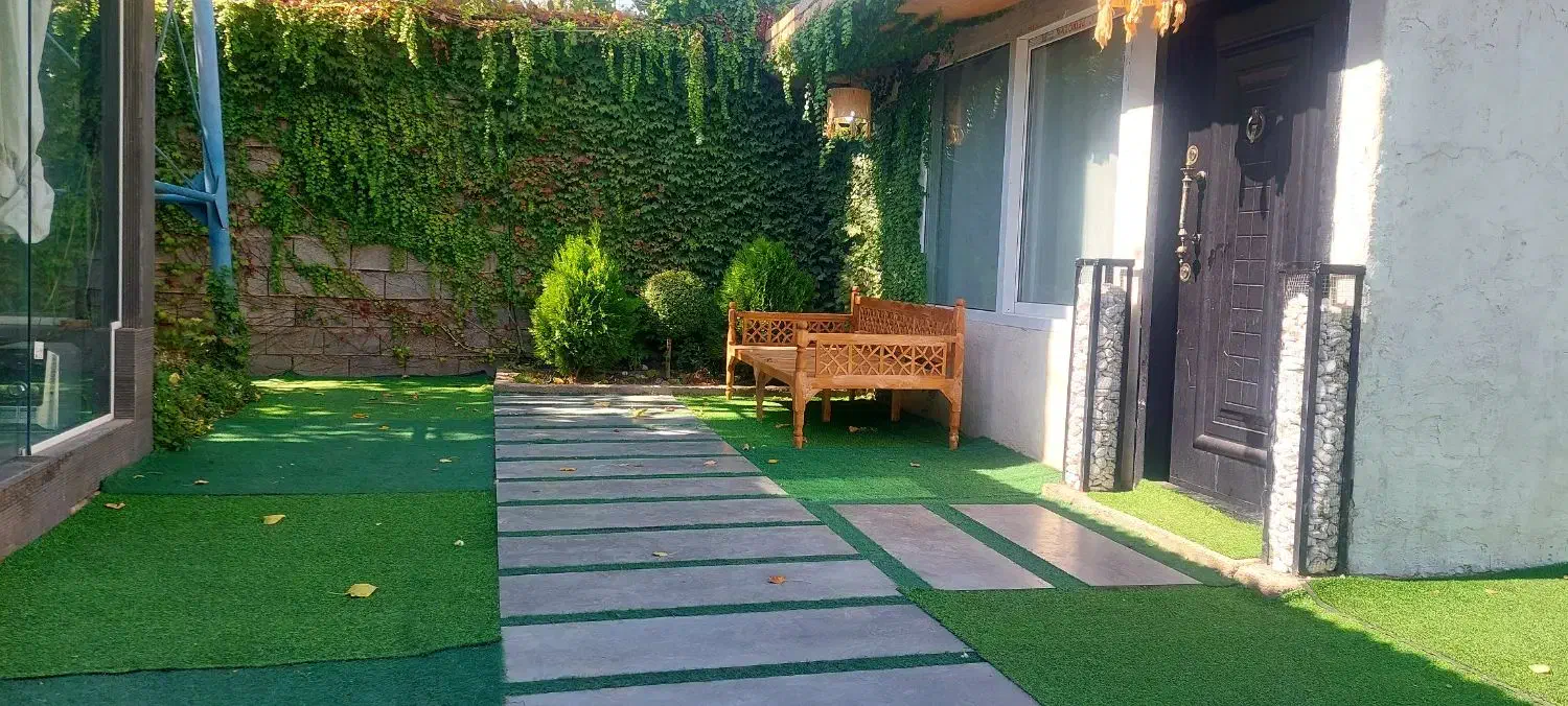 اجاره روزانه/هفتگی/با جکوزی آب گرم|اجارهٔ کوتاه‌مدت ویلا و باغ|شیراز, باغشهر قصر سبز|دیوار