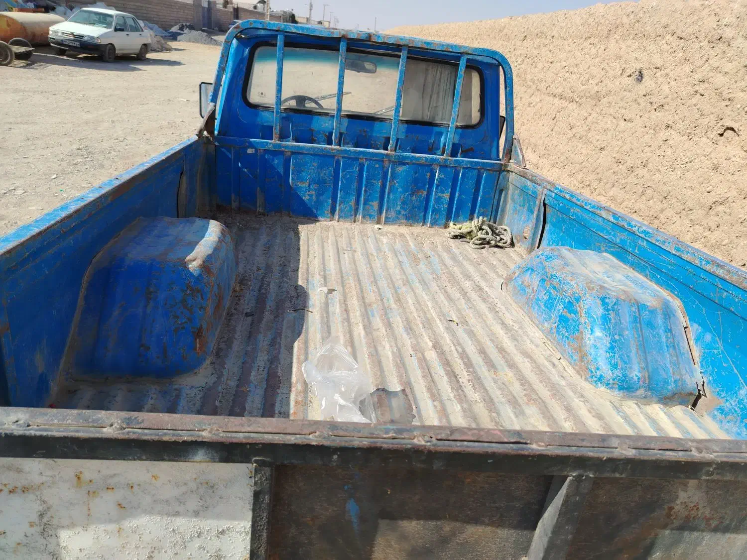 نیسان مدل 81|خودرو سواری و وانت|نجف‌آباد, حومه نجف آباد|دیوار