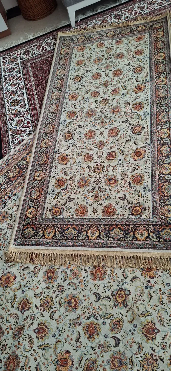 دو تخته فرش ۶ متری و یک کناره ۱در۲طرح ابریشم ‌|فرش|زنجان, |دیوار