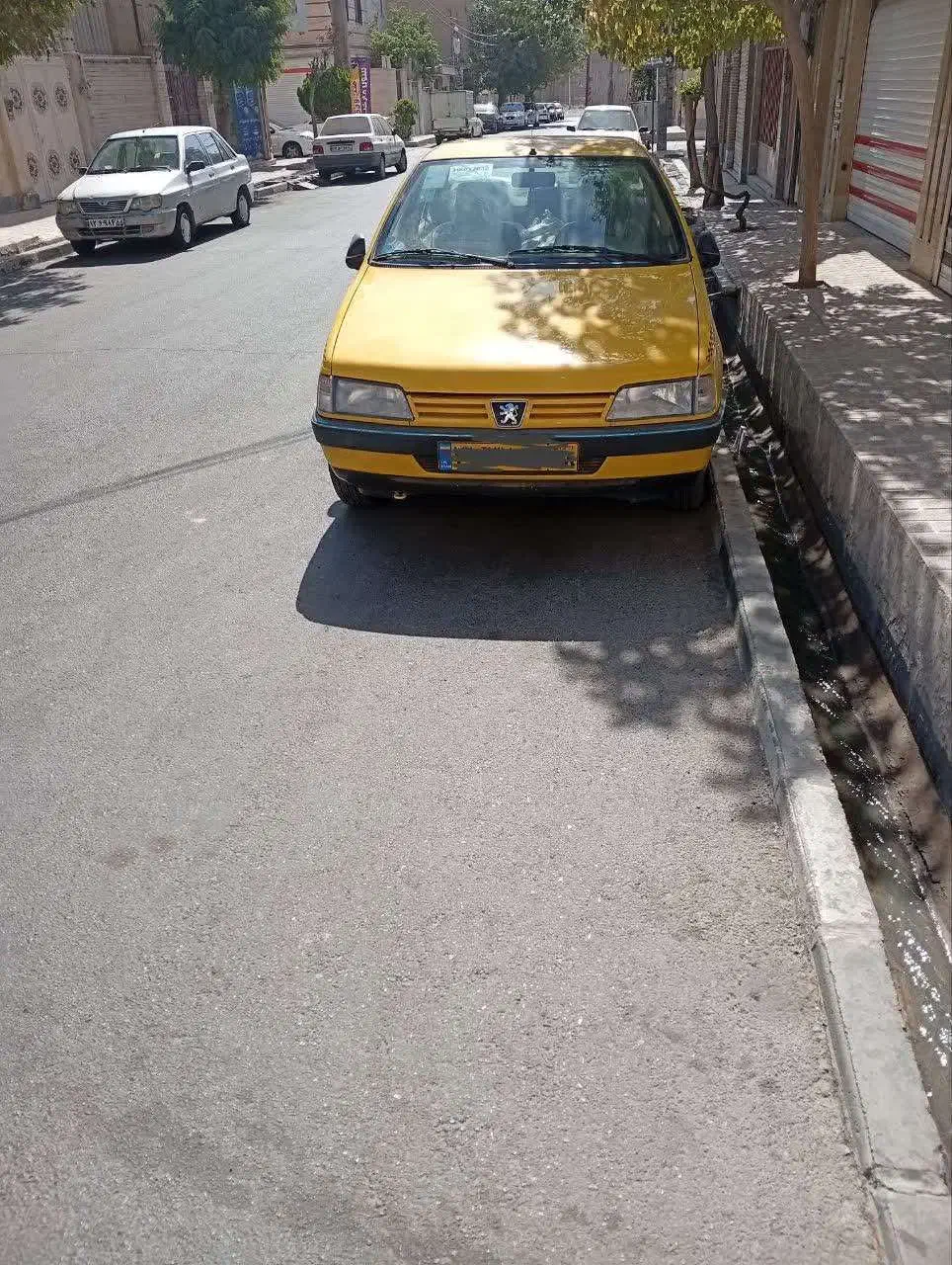تاکسی با خط.. معاوضه با آپارتمان یا خودرو شخصی|خودرو سواری و وانت|اسلامشهر, شهرک محمدیه|دیوار
