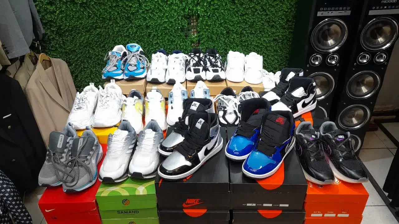 کتونی اورجینال|کیف، کفش، کمربند|قائم‌شهر, |دیوار