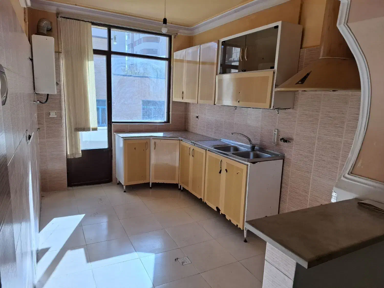 اجاره آپارتمان ۸۰ متری فقیه|اجارهٔ آپارتمان|سبزوار, فقیه سبزواری|دیوار