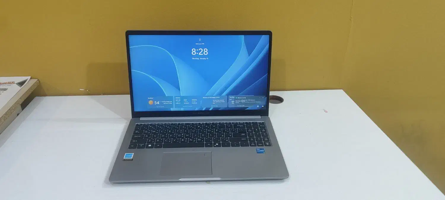 لپتاب asus expertbook حافظه یک ترا بایت  رم ۴۰ گیگ|رایانه همراه|مشهد, آزادشهر|دیوار